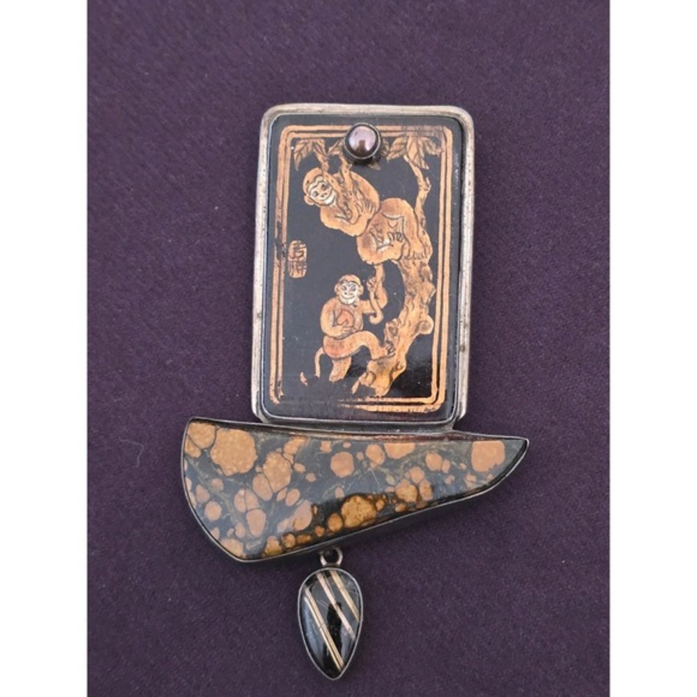 AKR Sterling Silver Monkey Lacquer Jasper Pearl Mixed Media Brooch‎ Pendant